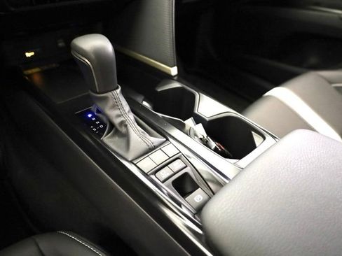 Certified 2025 Toyota Camry SE w/ Convenience Package image 21