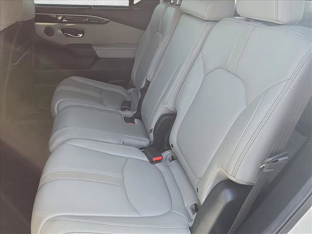Used 2024 Honda Pilot EX-L image 18