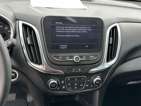 Certified 2024 Chevrolet Equinox LT FWD image 23