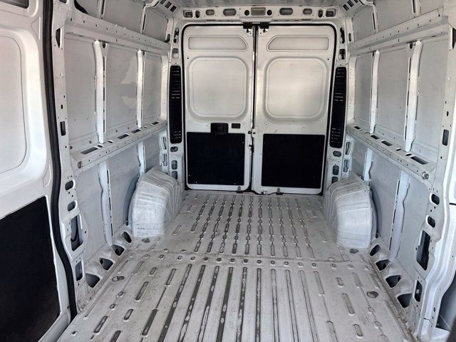 Used 2023 RAM ProMaster 3500 FWD image 24