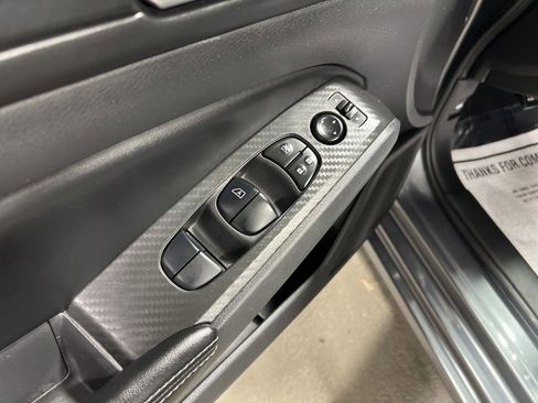 Used 2024 Nissan Altima 2.5 SV FWD image 21