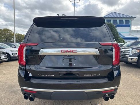 Used 2021 GMC Yukon XL Denali w/ Denali Ultimate Package image 6