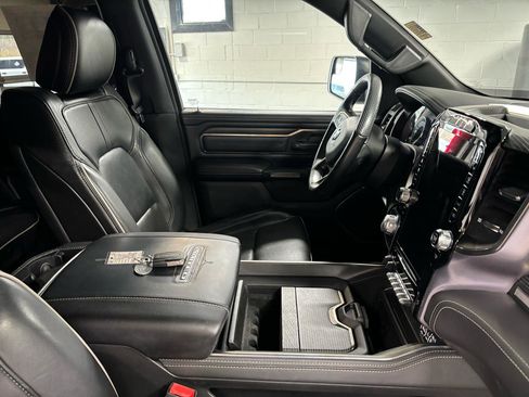 Used 2019 RAM 1500 Limited w/ Body Color Bumper Group AWD/4WD image 20