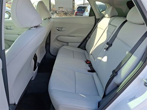 Used 2024 Hyundai Kona Limited image 10