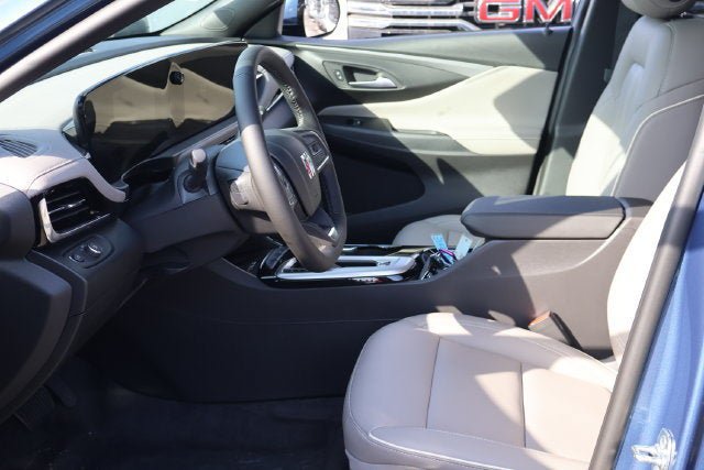 New 2026 Buick Envista Sport Touring FWD image 23