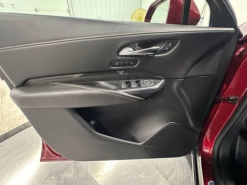 Used 2019 Cadillac XT4 Sport w/ Cold Weather Package AWD/4WD image 20