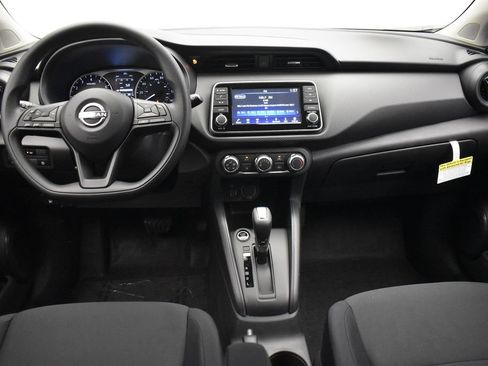 Certified 2025 Nissan Kicks Play S FWD image 25