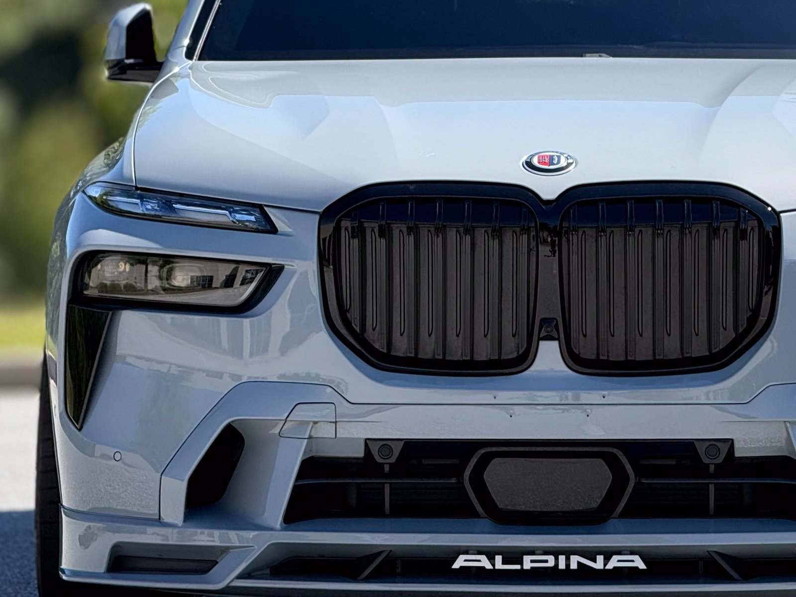 Used 2024 BMW ALPINA XB7 AWD/4WD image 14