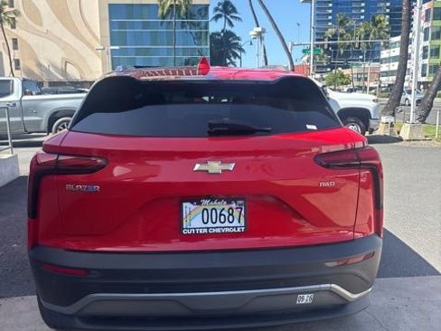 Used 2024 Chevrolet Blazer EV LT image 7