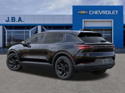 New 2026 Chevrolet Equinox EV LT w/ Comfort Package FWD image 3