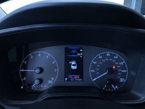 Certified 2025 Toyota Corolla LE image 30