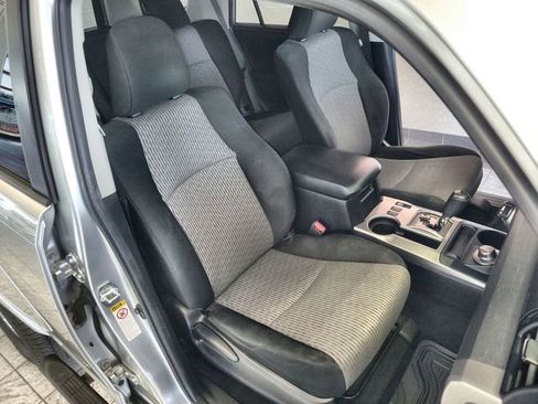 Used 2017 Toyota 4Runner SR5 image 24