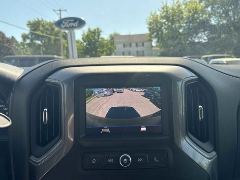 Used 2020 Chevrolet Silverado 1500 Custom Trail Boss image 34