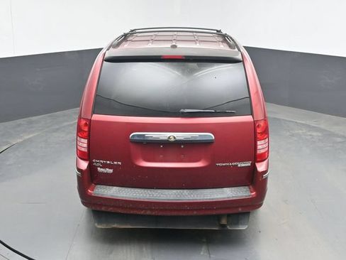 Used 2010 Chrysler Town & Country Limited FWD image 26