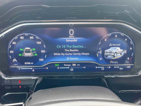 Used 2024 Chevrolet Silverado 1500 LT image 21