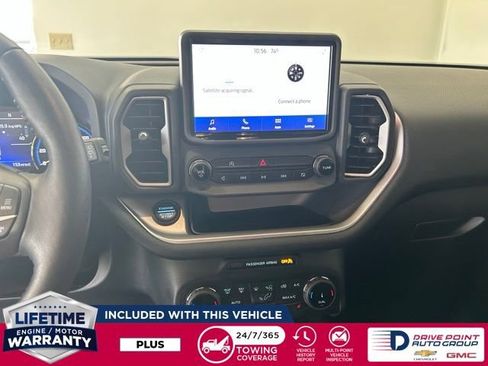 Used 2022 Ford Bronco Sport Outer Banks w/ Tech Package AWD/4WD image 18
