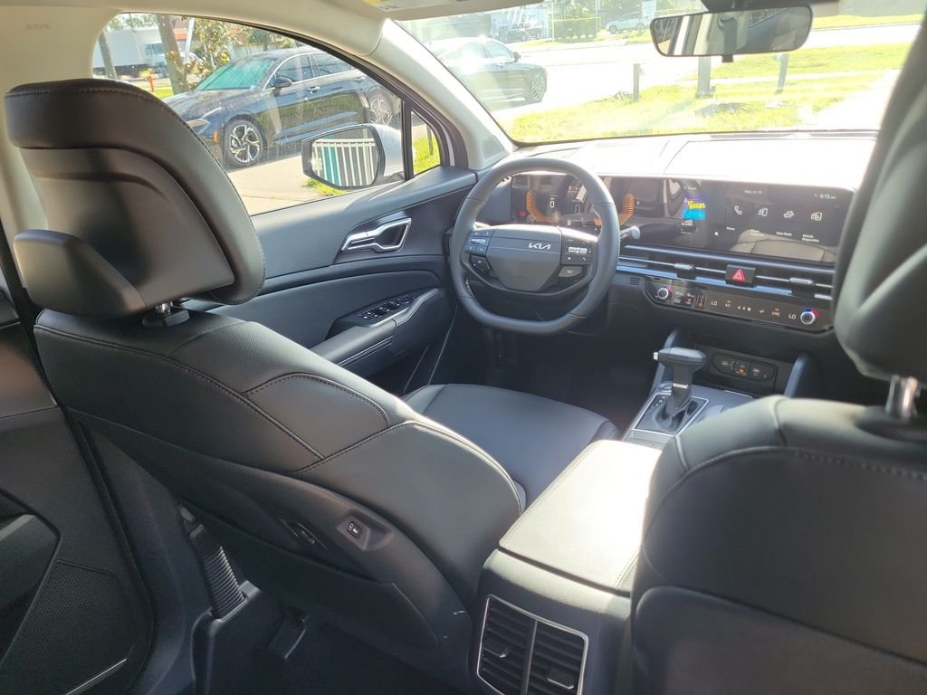 New 2026 Kia Sportage EX AWD/4WD image 13