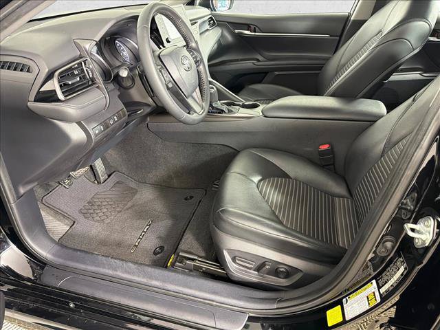 Used 2021 Toyota Camry SE FWD image 9