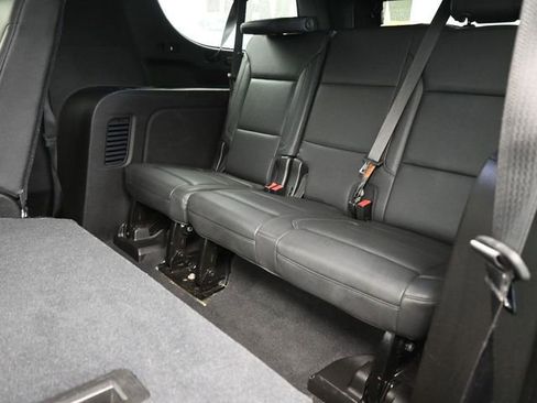 Used 2021 Chevrolet Suburban LT image 10