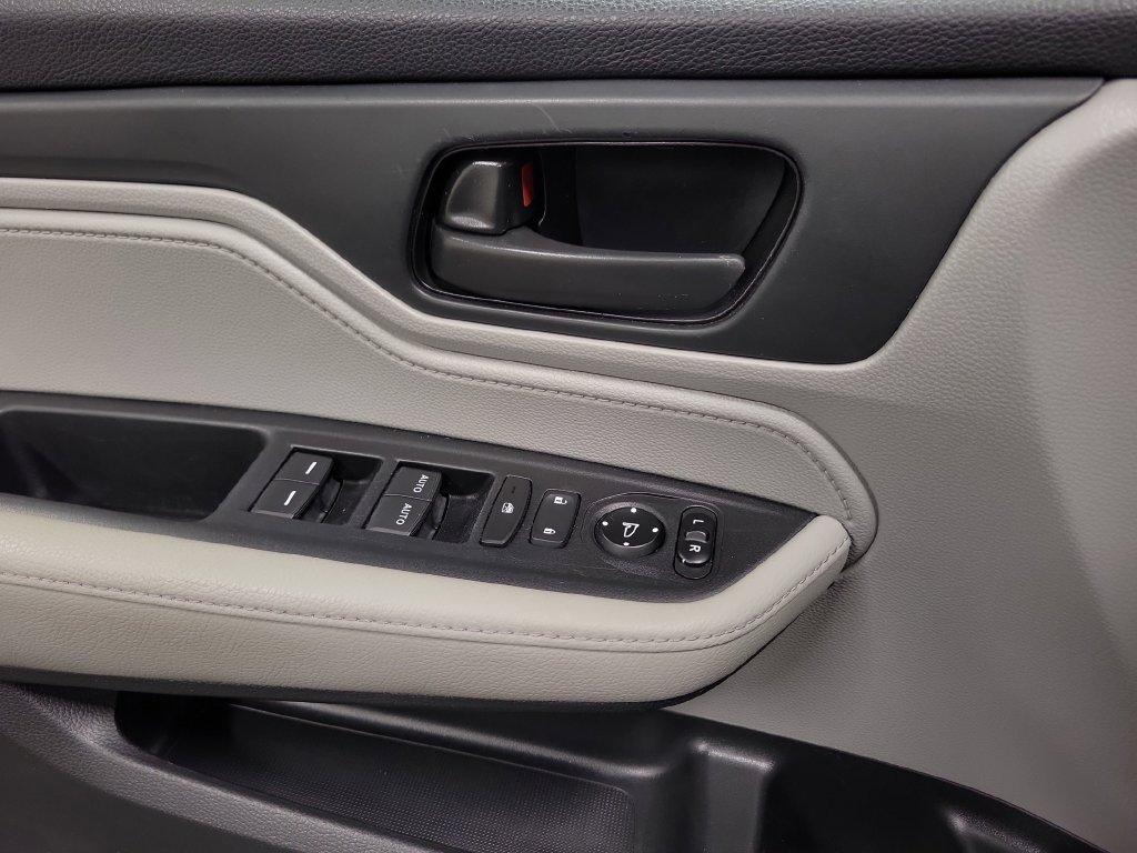 Used 2019 Honda Odyssey LX image 29