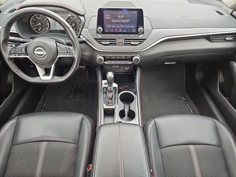 Used 2024 Nissan Altima 2.5 SR image 16