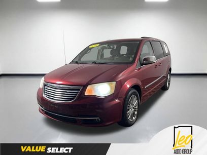 Used 2014 Chrysler Town & Country Touring-L