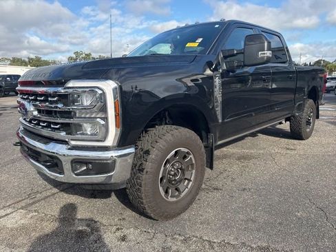 Used 2024 Ford F350 Lariat w/ Tremor Off-Road Package image 2