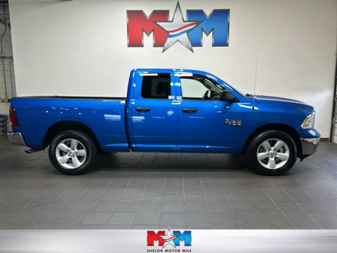 Used 2024 RAM 1500 Classic SLT AWD/4WD image 1