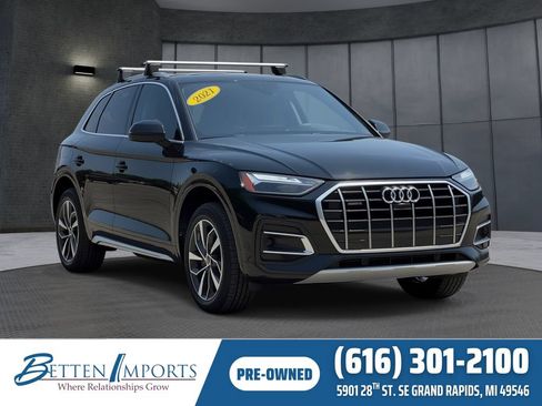 Used 2021 Audi Q5 2.0T Premium Plus w/ Premium Plus Package AWD/4WD image 1