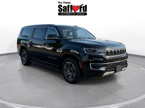 Certified 2024 Jeep Wagoneer L Series II w/ Flexible Seating Group AWD/4WD image 9