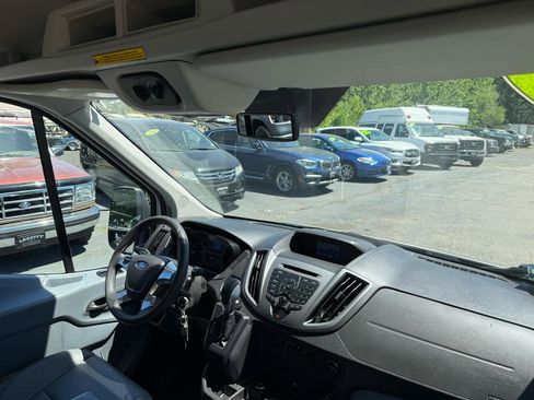 Used 2015 Ford Transit 350 XL RWD image 12