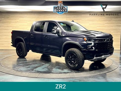 Used 2024 Chevrolet Silverado 1500 ZR2 w/ Technology Package AWD/4WD image 1