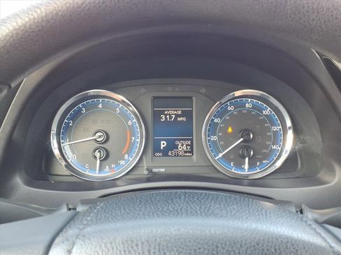 Used 2019 Toyota Corolla LE image 27