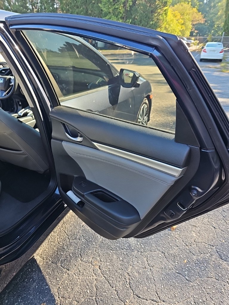 Used 2018 Honda Civic EX-L image 23