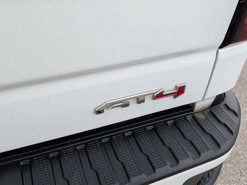 Used 2024 GMC Sierra 1500 AT4 w/ Technology Package AWD/4WD image 46