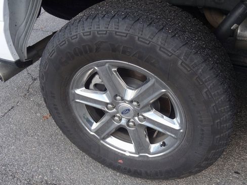 Certified 2025 Ford F150 XLT w/ Equipment Group 301A Standard image 13