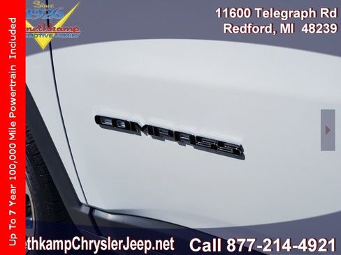 Certified 2022 Jeep Compass Limited image 31