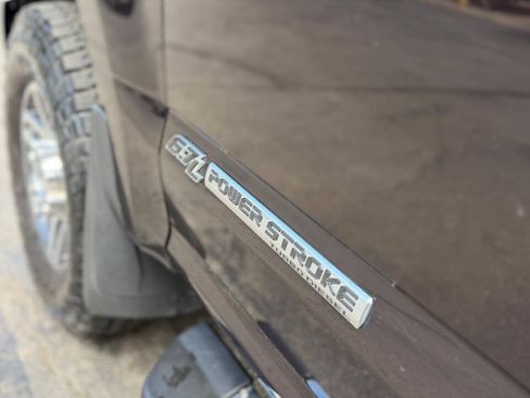 Used 2019 Ford F250 Lariat w/ Lariat Ultimate Package AWD/4WD image 32