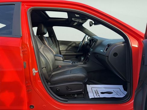 Used 2018 Dodge Charger GT image 12