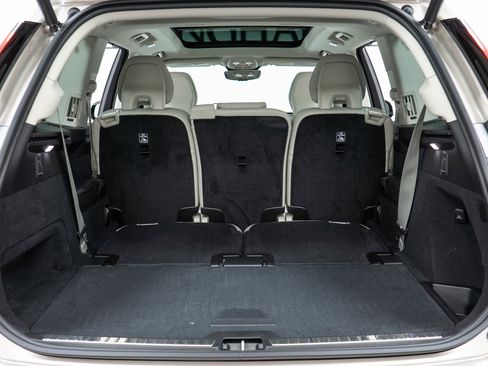 New 2026 Volvo XC90 B6 Ultra w/ Protection Package image 10