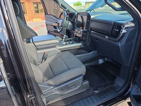Used 2023 Ford F150 Lariat AWD/4WD image 30