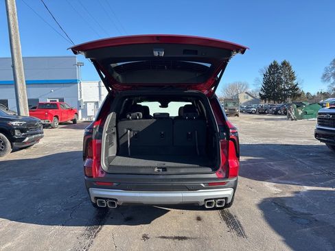 New 2026 Chevrolet Traverse LT w/ Sun and Wheel Package image 6