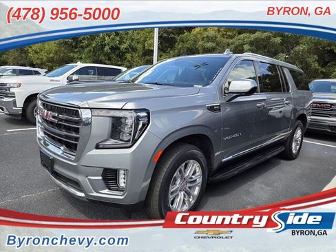 Used 2023 GMC Yukon XL SLT RWD image 1