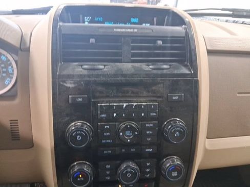 Used 2012 Ford Escape Limited AWD/4WD image 26