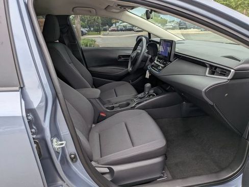 Used 2024 Toyota Corolla LE FWD image 32