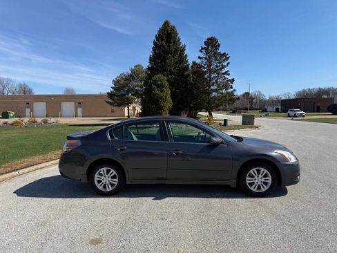 Used 2012 Nissan Altima 2.5 S w/ 20th Anniversary Pkg image 5