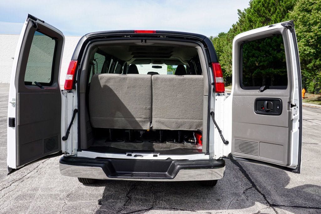 Used 2017 Chevrolet Express 3500 LT w/ LT Preferred Equipment Group RWD image 35