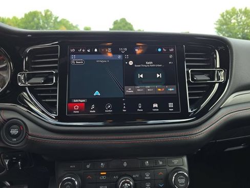 Used 2025 Dodge Durango GT AWD/4WD image 22