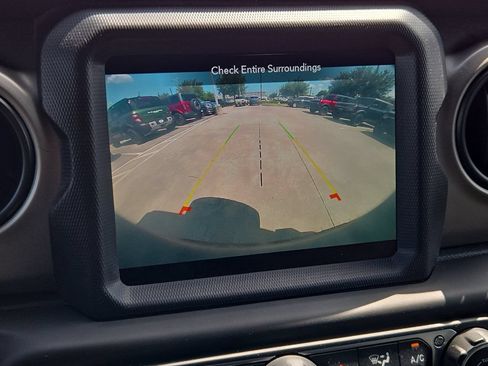 Used 2021 Jeep Wrangler Unlimited Sport w/ Sun And Sound Package AWD/4WD image 19