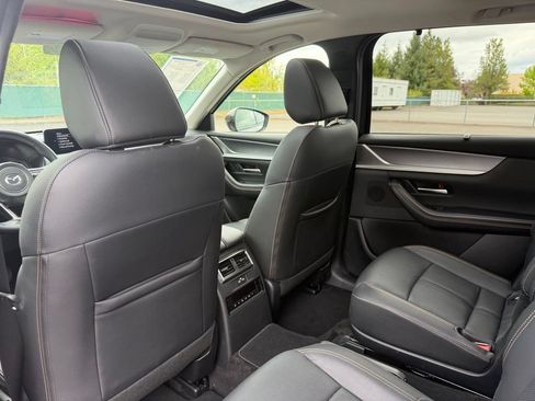 Used 2024 MAZDA CX-90 3.3 Turbo w/ Preferred Plus AWD/4WD image 31